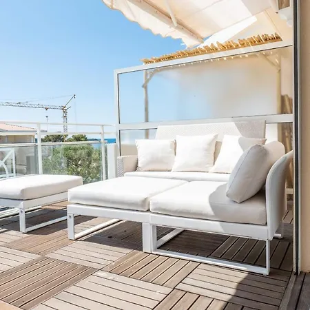 Apartment 3-room Luxury With Pool And Sea View Steps From The *