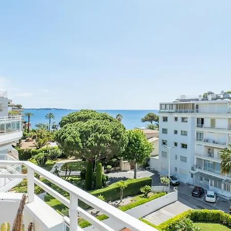 Apartment 3-room Luxury With Pool And Sea View Steps From The Cannes