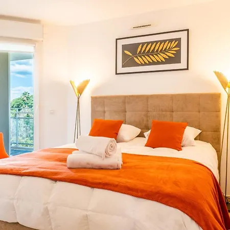 Apartment 3-room Luxury With Pool And Sea View Steps From The *